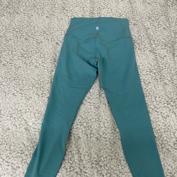 Lululemon align leggings size 4 - Picture 4 of 5